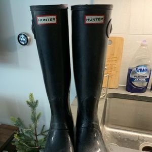 Black Hunter Boots